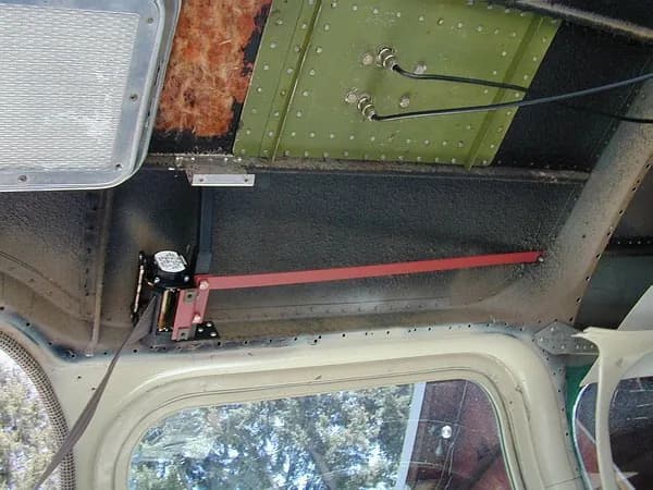 Mounting brackets for the B35.